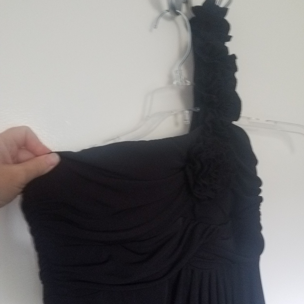 Valerie Bertinelli one shoulder black maxi dress